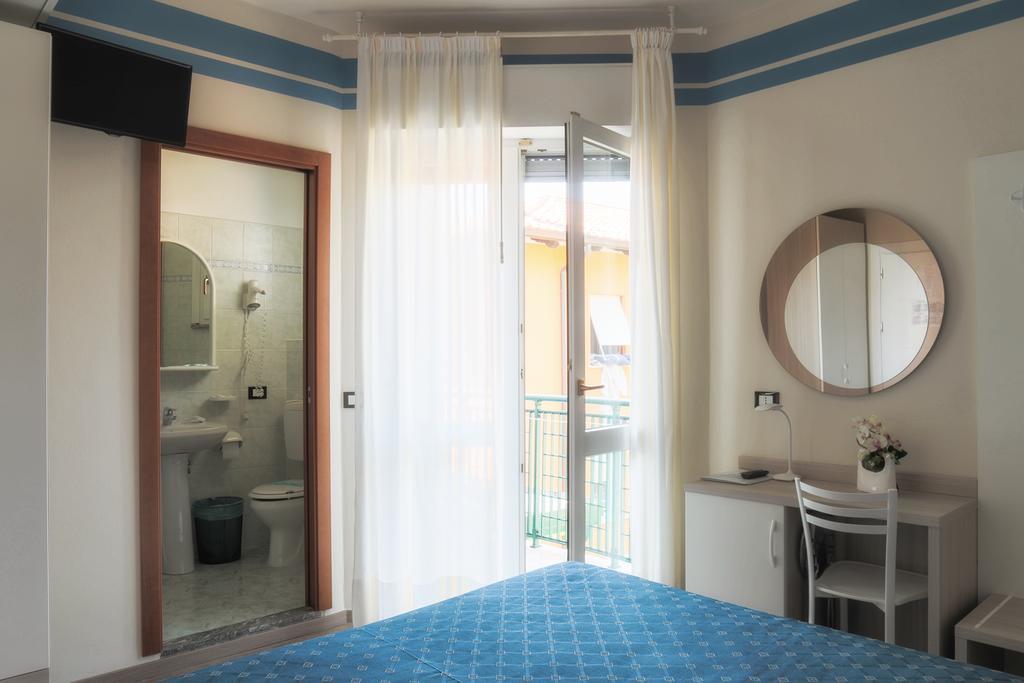 Hotel Orchidea Lignano Sabbiadoro Eksteriør bilde